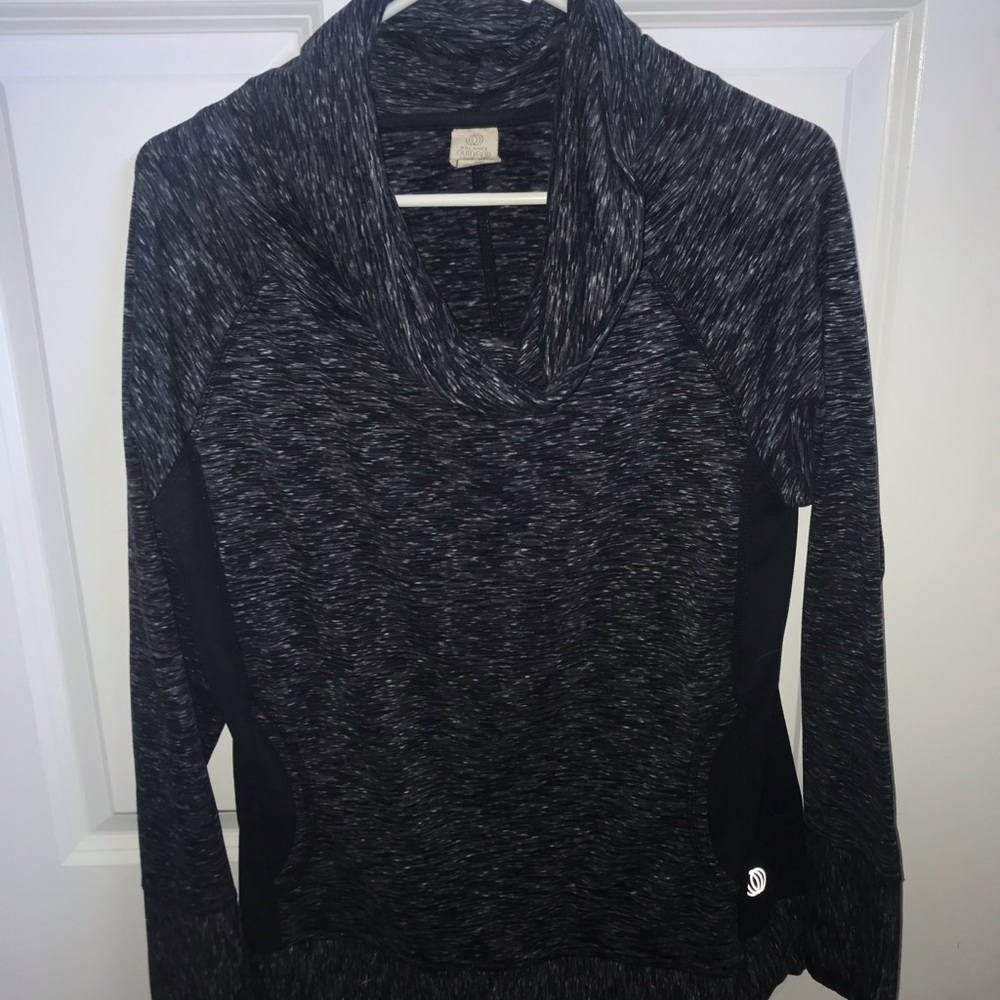 Cowell neck running shirt